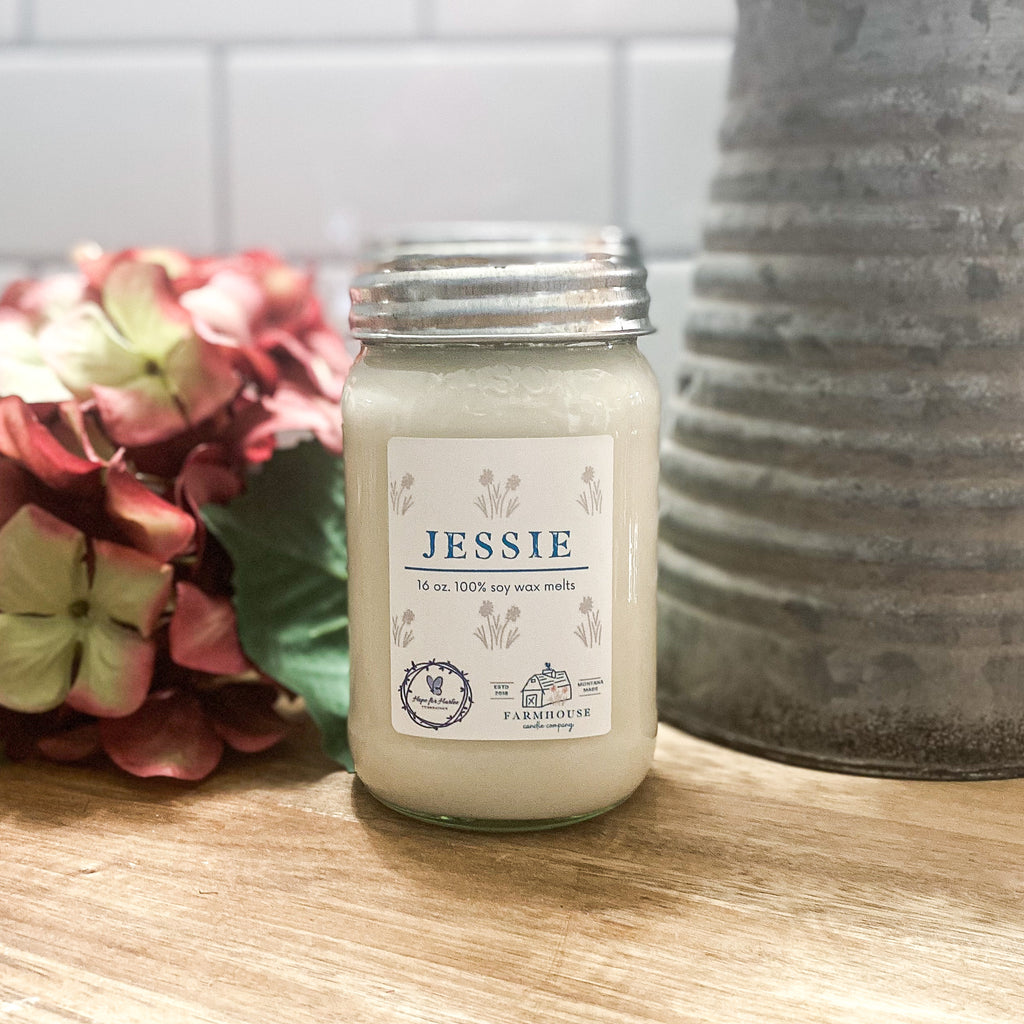 JESSIE 16 oz Mason Jar candle